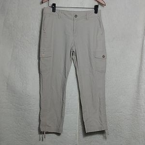 Khaki Eddie Bauer size 4 capri's
